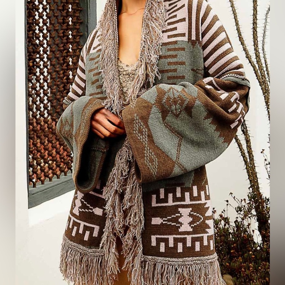 105. POL LAST 1! CHENILLE OVERSIZED Fringe Cardigan Sweater Aztec Tribal soft - Picture 4 of 4